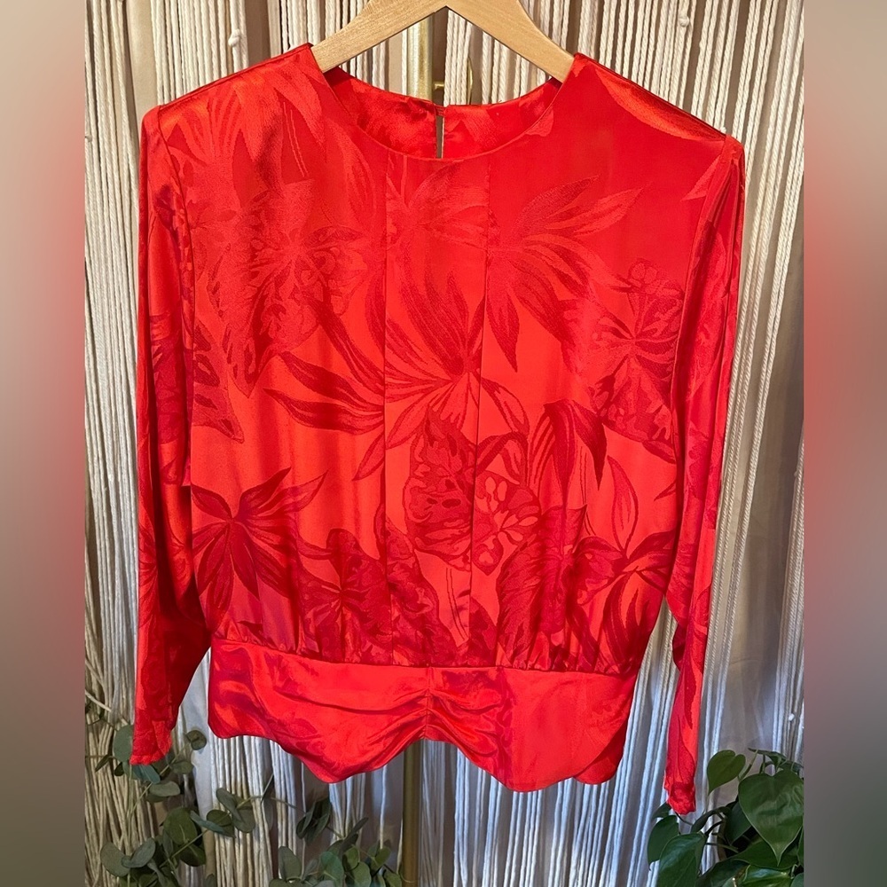Early 90s vintage red botanical long sleeve blouse w/ ruched waist side buttons - Picture 12 of 12